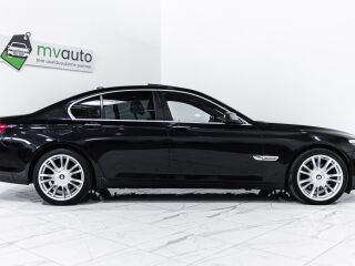 BMW 740 Individual xDrive 3.0 225kW