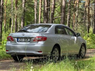 Toyota Corolla 1.6 97кВ