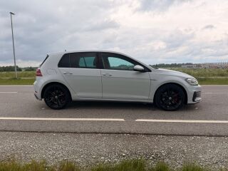 Volkswagen Golf GTD 2.0 TDI 135kW