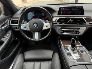 BMW 730 M-Sportpakett xDrive Facelift 3.0 195кВ