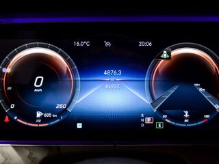 Mercedes-Benz E 220 d Coupe AMG Night Pakett 2.0 143kW