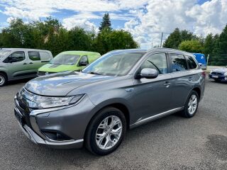 Mitsubishi Outlander 2.4 99кВ