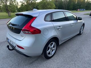 Volvo V40 Momentum 1.6 D2 84kW