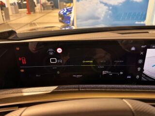 Peugeot 5008 GT Hybrid 145 e-DCS6 1.2 100kW