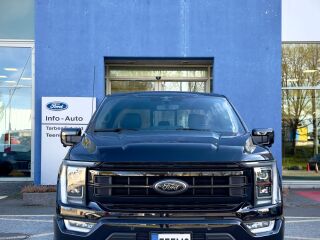 Ford F-150 Lariat Black Edition 5.0 V8 298kW