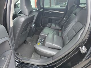 Volvo V70 Summum Luxury Black Sapphire 5cyl 2.4 D5 158kW
