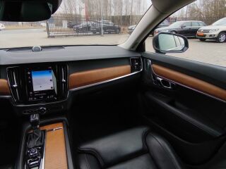 Volvo V90 AWD INSCRIPTION 2.0 140kW