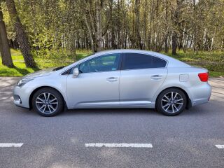 Toyota Avensis Active plus 1.8 108kW