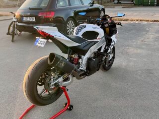 Aprilia Tuono V4 129кВ
