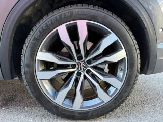 Volkswagen Touareg E-Hybrid Elegance 3.0 V6 280кВ