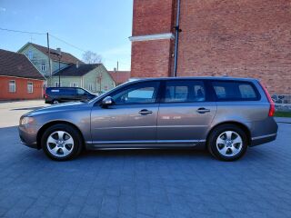 Volvo V70 2.4 136кВ