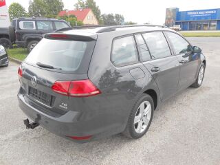 Volkswagen Golf Comfortline 1.2 77кВ