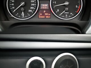 BMW 325 3.0 145kW
