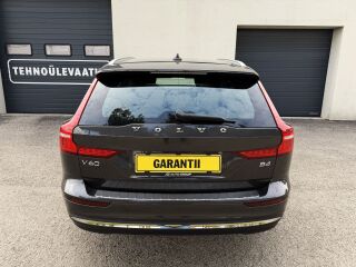 Volvo V60 Inscription Facelift MY23 2.0 B4 KERS MILD Kerghübriid 145kW