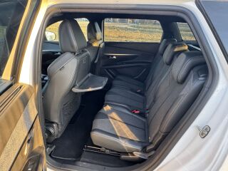 Peugeot 5008 GT Line Blue-HDi EAT8 1.5 96kW