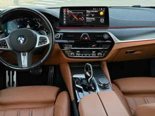 BMW 530 XDRIVE M-Sport 3.0 210кВ