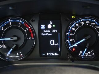 Toyota Hilux Double Cab Invincible AWD N1 2.8 150kW