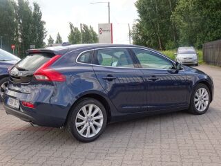 Volvo V40 SUMMUM 2.0 R5 110kW