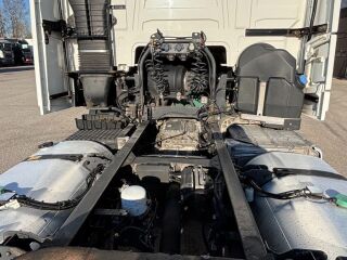 Volvo FH 460 4x2 EURO6 + TWIN BED + DOUBLE TANK 345kW