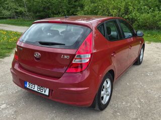 Hyundai i30 1.6 93kW