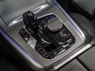 BMW X5 xDdrive30d M-Sport Shadow Line 3.0 195кВ