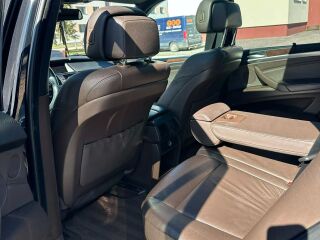 BMW X5 M pakett 3.0 210kW