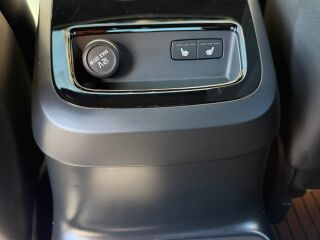 Volvo S90 R-Design Plus AWD 2.0 T8 235кВ