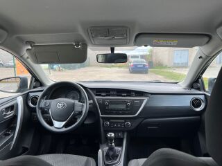 Toyota Auris 1.6 R4 97кВ