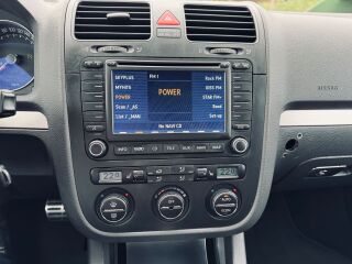 Volkswagen Golf GTI 2.0 R4 147кВ