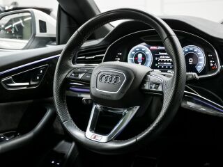 Audi Q8 55 TFSI E S-Line Quattro 3.0 280kW