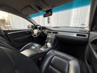 Volvo V70 Facelift Momentum 2.0 D 100kW