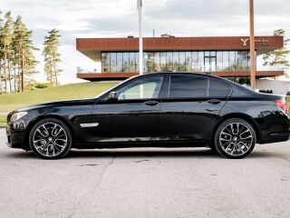 BMW 730 d M-sportpakett Shadowline 3.0 180kW