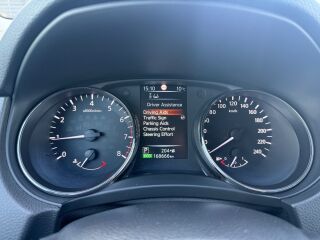 Nissan Qashqai Tekna 1.2 85кВ