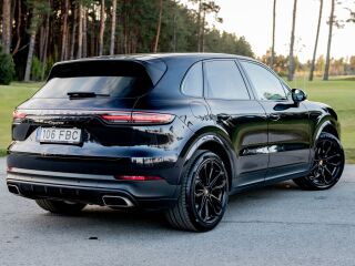 Porsche Cayenne 3.0 250кВ