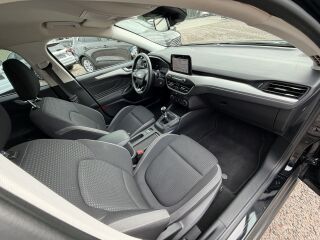 Ford Focus TURNIER COOL & CONNECT 1.5 R4 R4 ECOBLUE 120 88kW