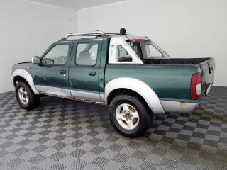 Nissan Navara Facelift 4x4 2.5 dCi 98kW