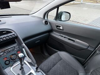 Peugeot 3008 1.6 84кВ
