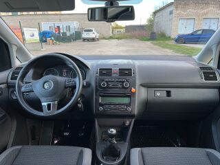 Volkswagen Touran 1.6 R4 TDI 77кВ
