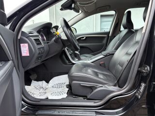 Volvo V70 Momentum 2.0 R5 D4 120kW