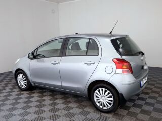 Toyota Yaris Linea Sol Facelift A-C 1.3 73kW