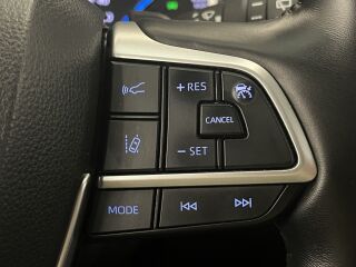 Toyota Highlander Premium AWD 2.5 140кВ