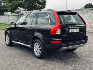 Volvo XC90 Summum AWD 7 k 2.4 R5 D5 136kW