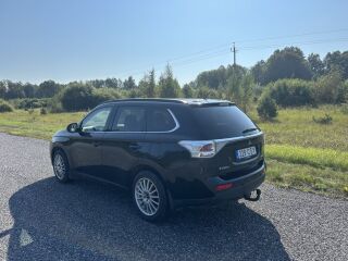 Mitsubishi Outlander 2.3 110kW