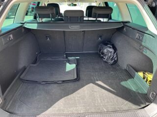 Volkswagen Passat 1.5 110кВ