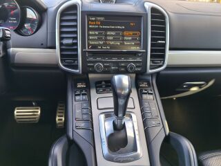 Porsche Cayenne S 4.2 V8 281кВ