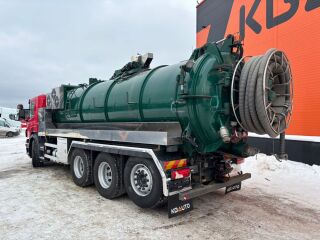 Scania P420 8x4*4 309kW