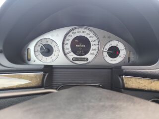 Mercedes-Benz E 320 AVANTGARD 3.0 CDI 165kW
