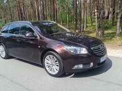 Opel Insignia Sports Tourer Turbo SW 4x4 2.0 184kW