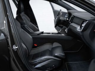 Volvo V60 R-Design 2.0 D4 140кВ