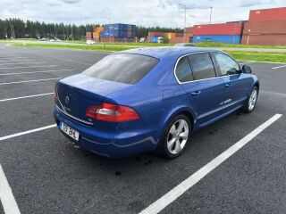 Skoda Superb Chrome package 1.8 TSI 118кВ